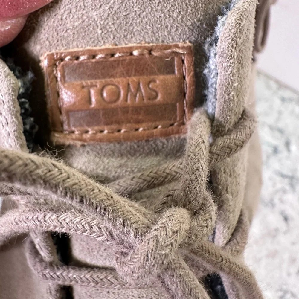 Toms‎ Neutral Suede Leather Desert Wedge Booties